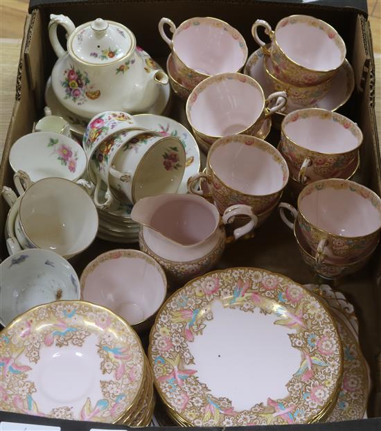 A quantity of Tuscan and other teaware